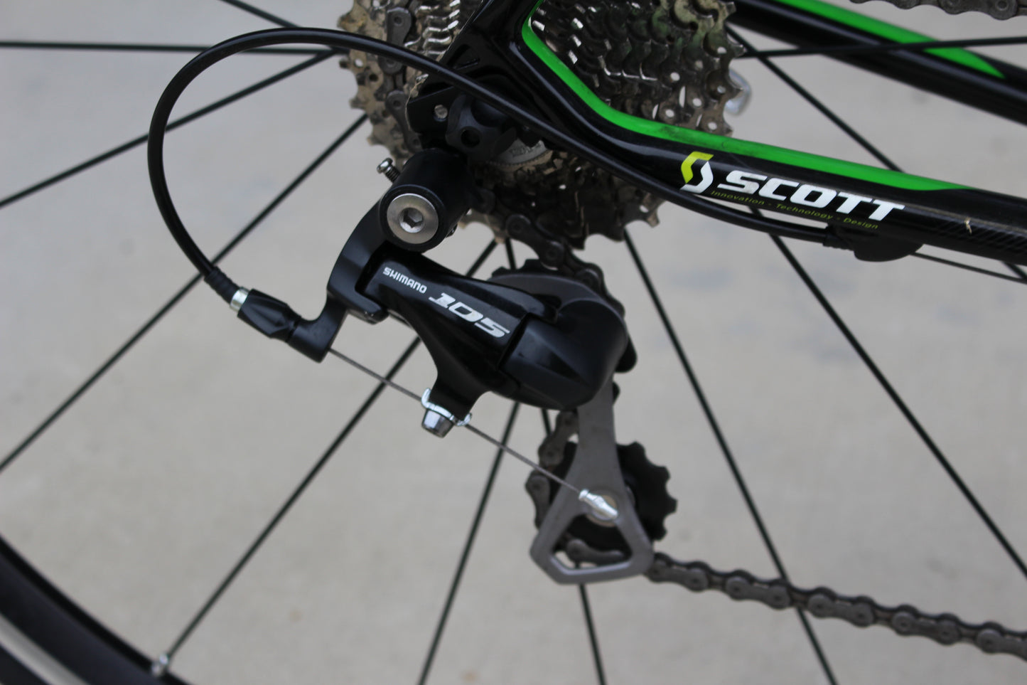 2013 Scott CR1 Team - Full Carbon Roadie