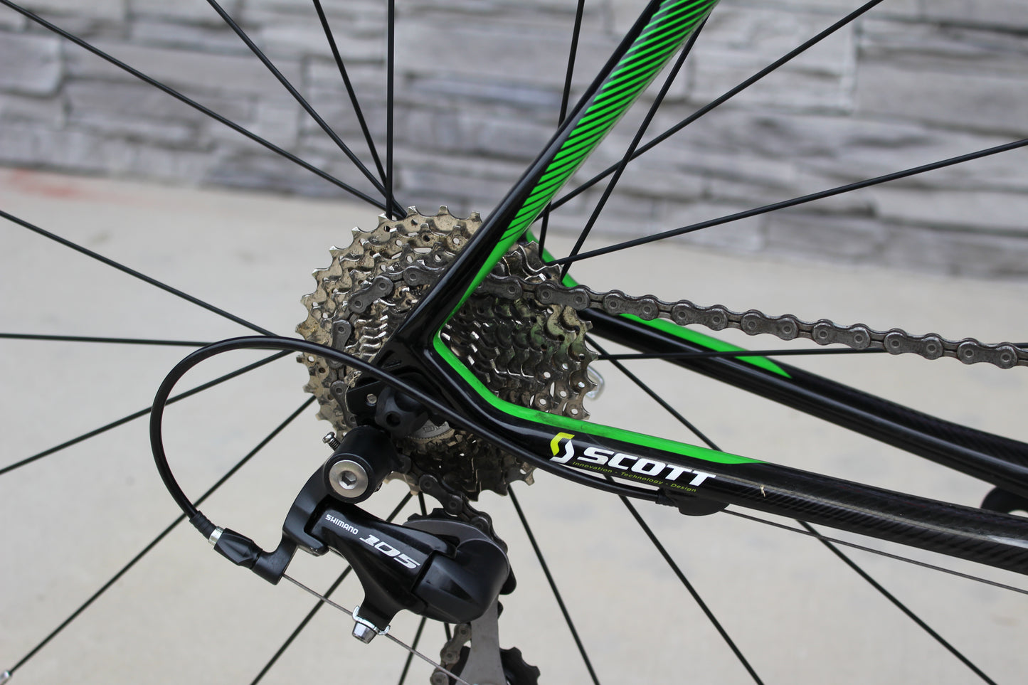 2013 Scott CR1 Team - Full Carbon Roadie