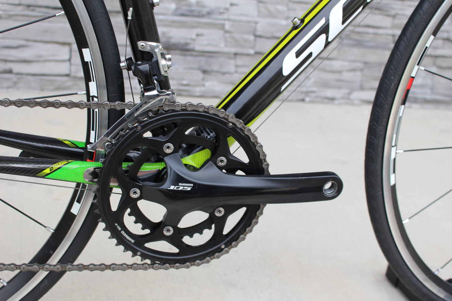 2013 Scott CR1 Team - Full Carbon Roadie