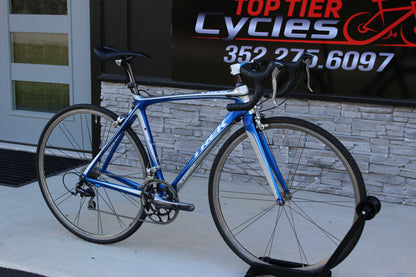 2009 Trek Madone 5.2 - Full Carbon Roadie - 16lbs
