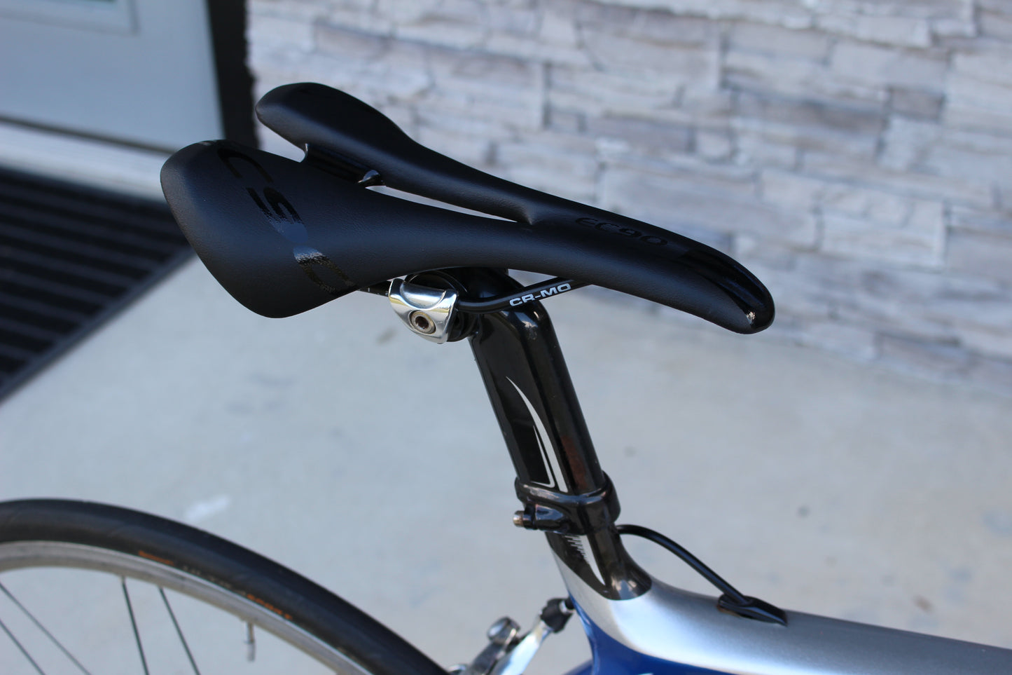 2009 Trek Madone 5.2 - Full Carbon Roadie - 16lbs