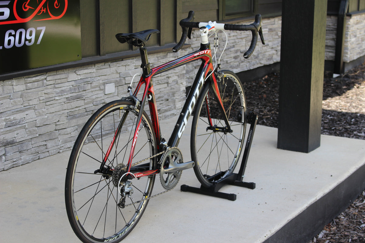 2011 Scott Addict R2- 15lbs- Ultegra