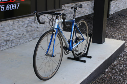 2009 Trek Madone 5.2 - Full Carbon Roadie - 16lbs