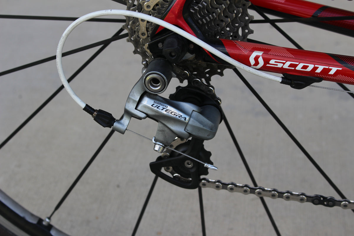 2011 Scott Addict R2- 15lbs- Ultegra