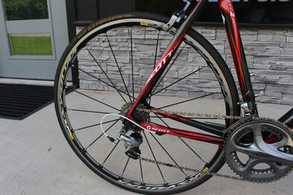 2011 Scott Addict R2- 15lbs- Ultegra