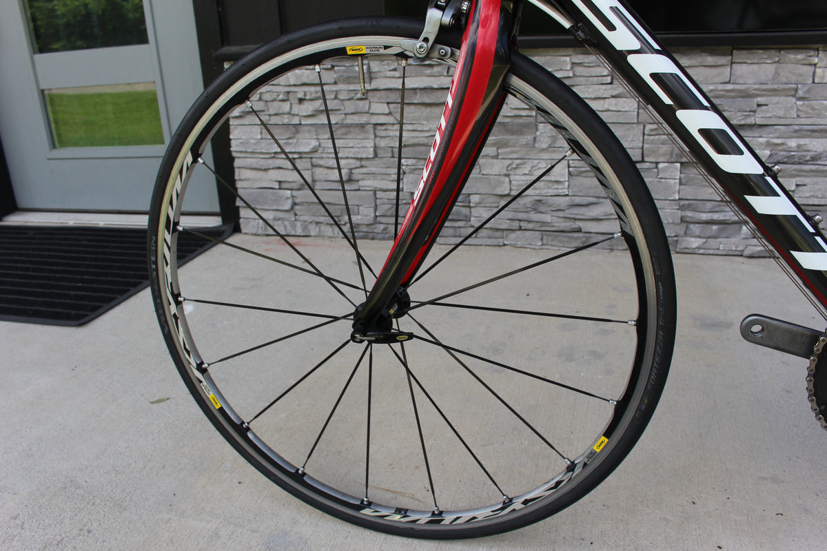 2011 Scott Addict R2- 15lbs- Ultegra