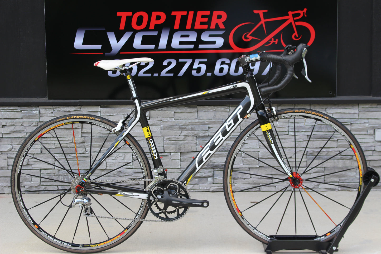 2010 Felt Z5 - Full Carbon - Shimano 105 - 17lb