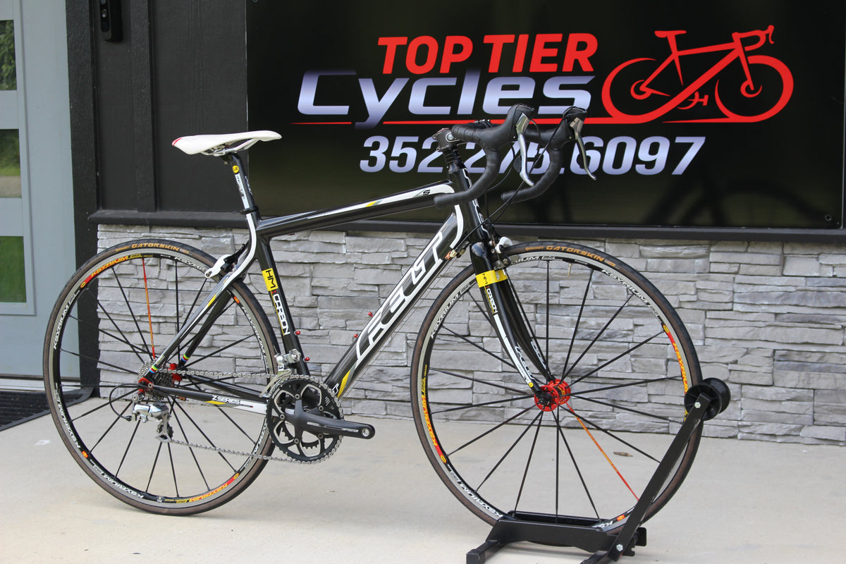 2010 Felt Z5 - Full Carbon - Shimano 105 - 17lb