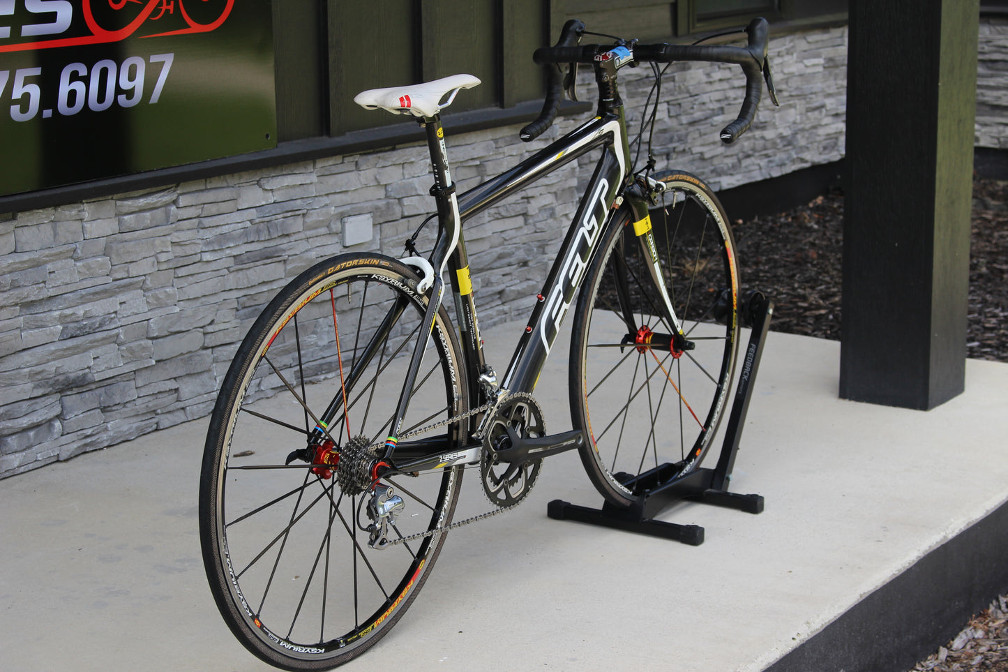 2010 Felt Z5 - Full Carbon - Shimano 105 - 17lb