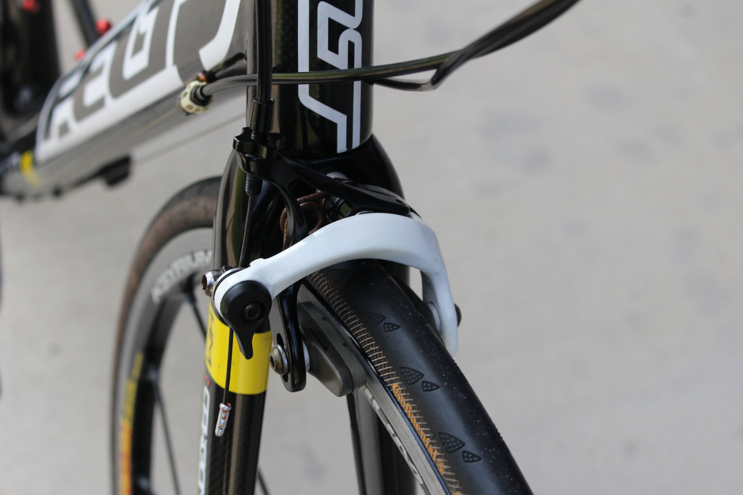 2010 Felt Z5 - Full Carbon - Shimano 105 - 17lb