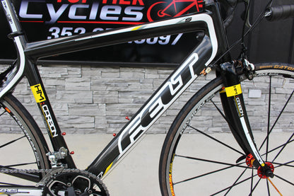 2010 Felt Z5 - Full Carbon - Shimano 105 - 17lb