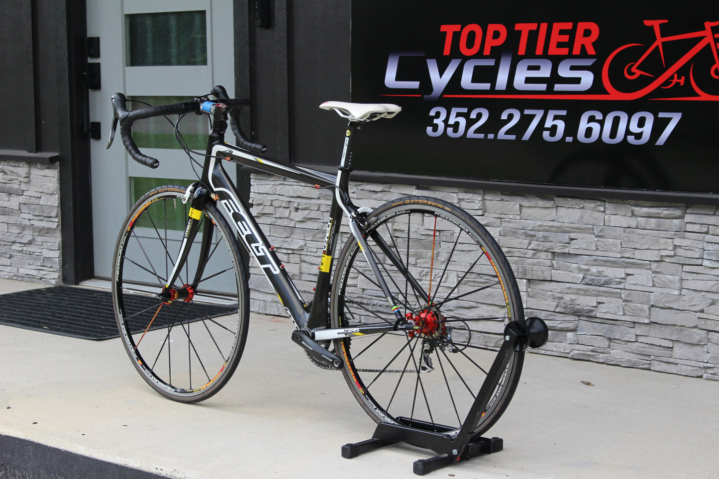 2010 Felt Z5 - Full Carbon - Shimano 105 - 17lb