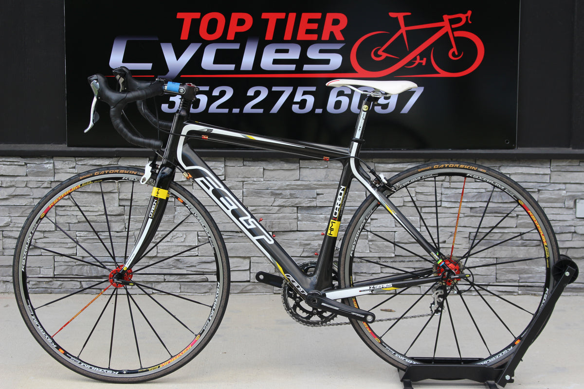 2010 Felt Z5 - Full Carbon - Shimano 105 - 17lb
