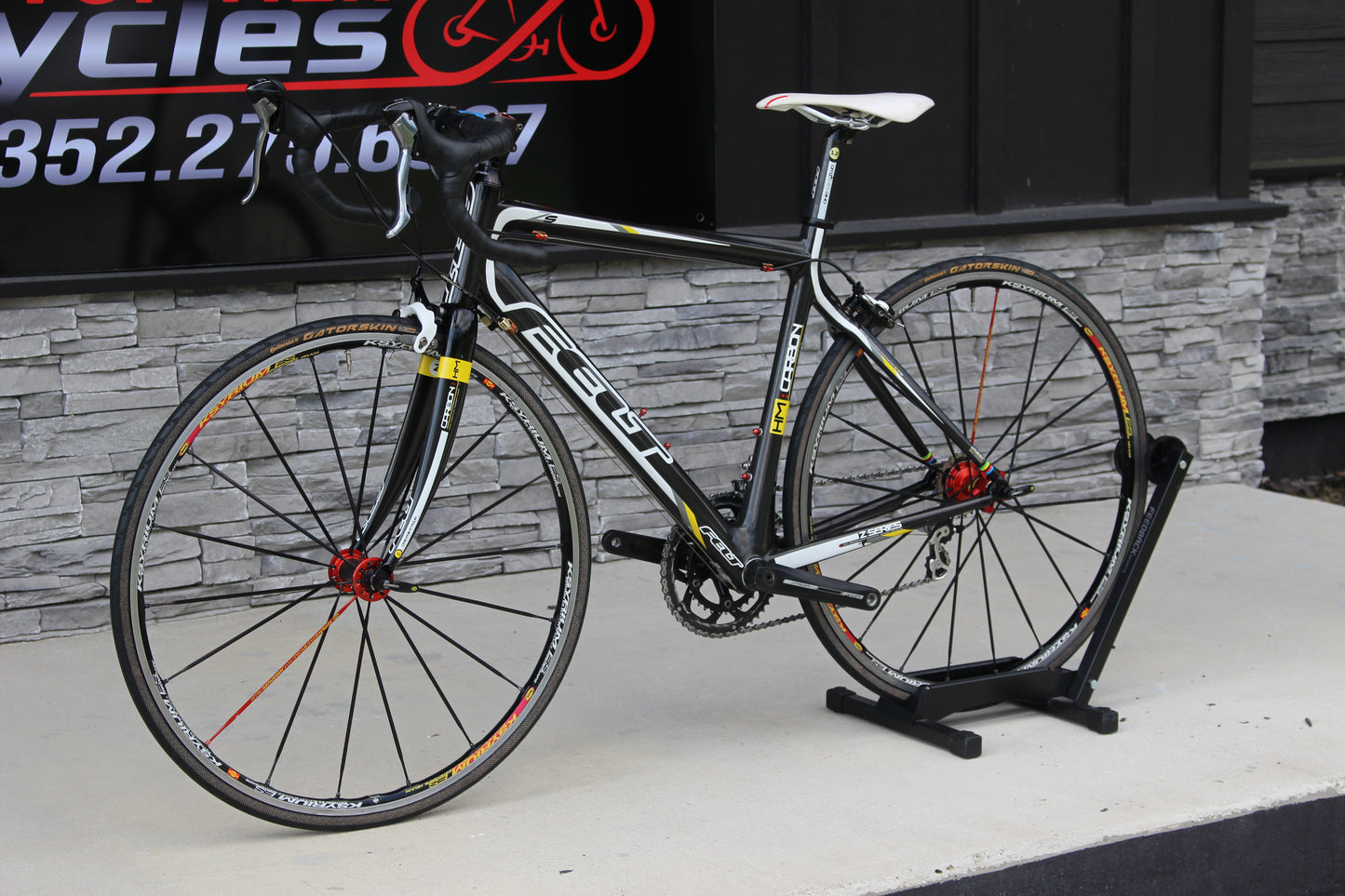2010 Felt Z5 - Full Carbon - Shimano 105 - 17lb
