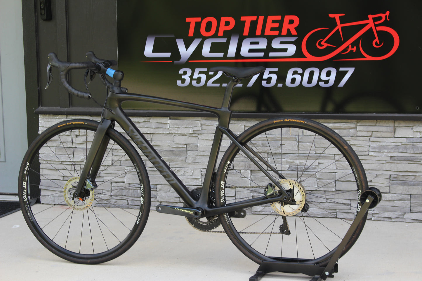 2020 Specialized Roubaix Comp- DISC!- Di2!