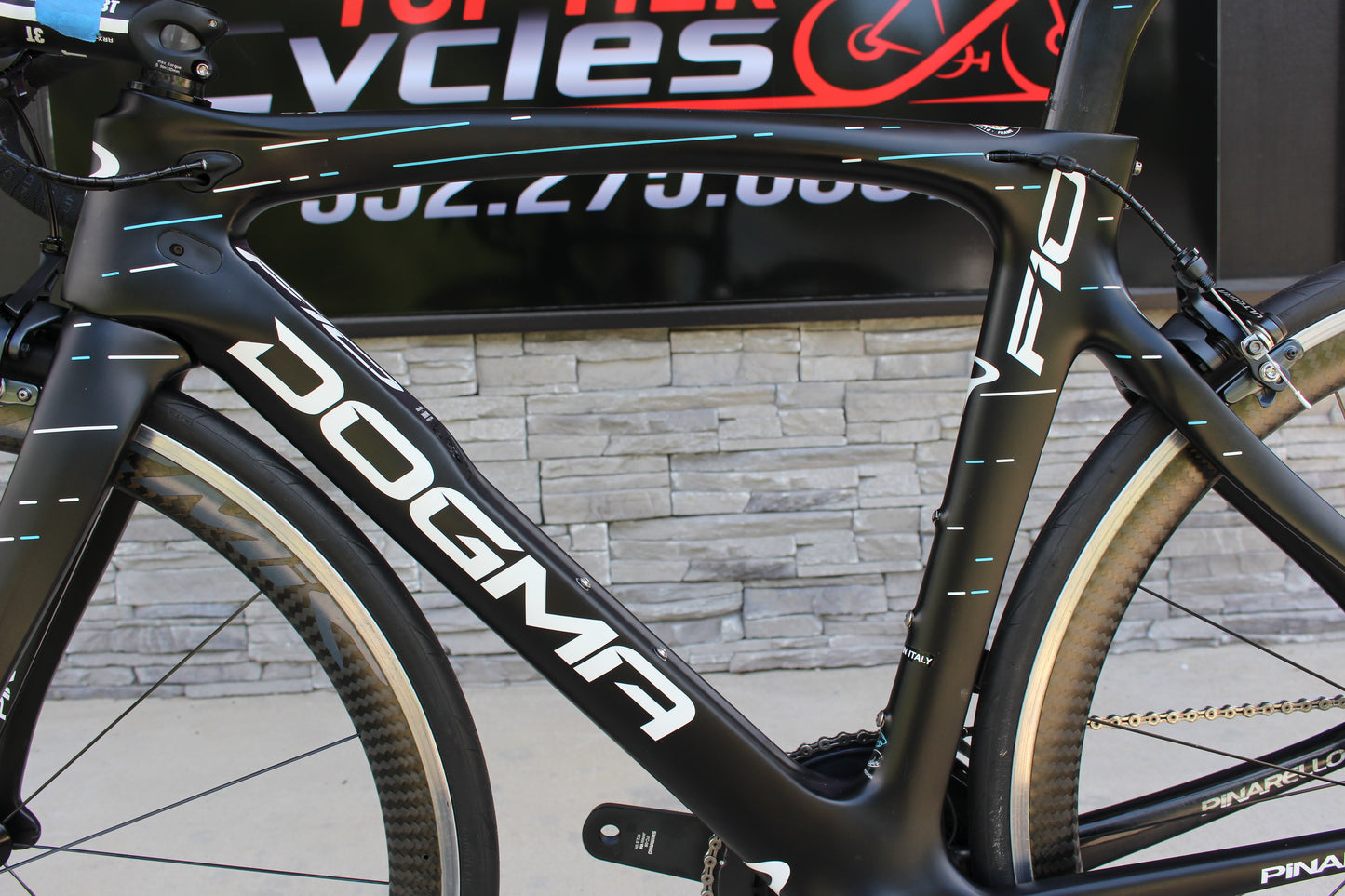 2017 Pinarello F10 Ult Di2- Team Sky- Race Wheels