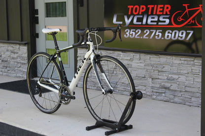 2013 Trek Domane 4.5- Full Carbon/Ultegra- 17lbs