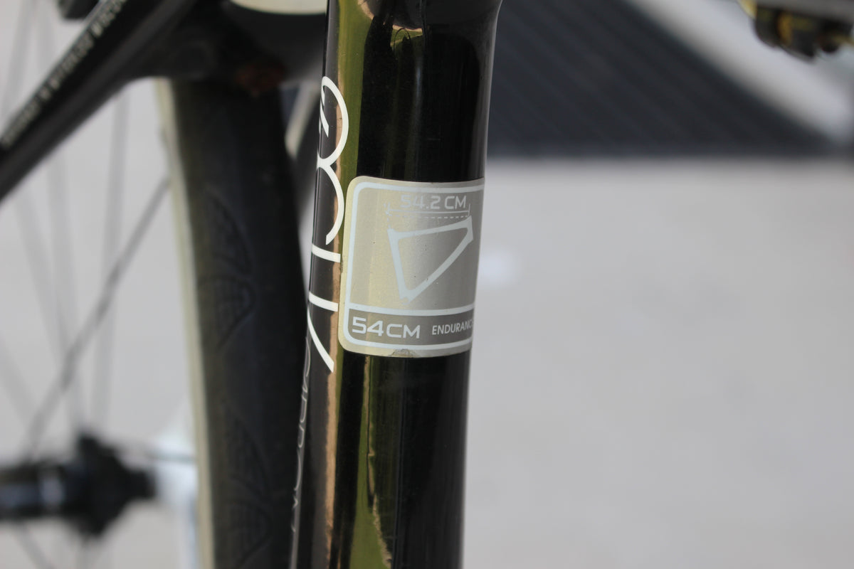 2013 Trek Domane 4.5- Full Carbon/Ultegra- 17lbs