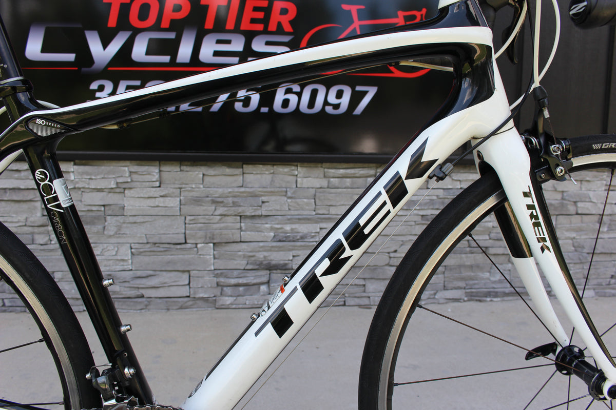 2013 Trek Domane 4.5- Full Carbon/Ultegra- 17lbs