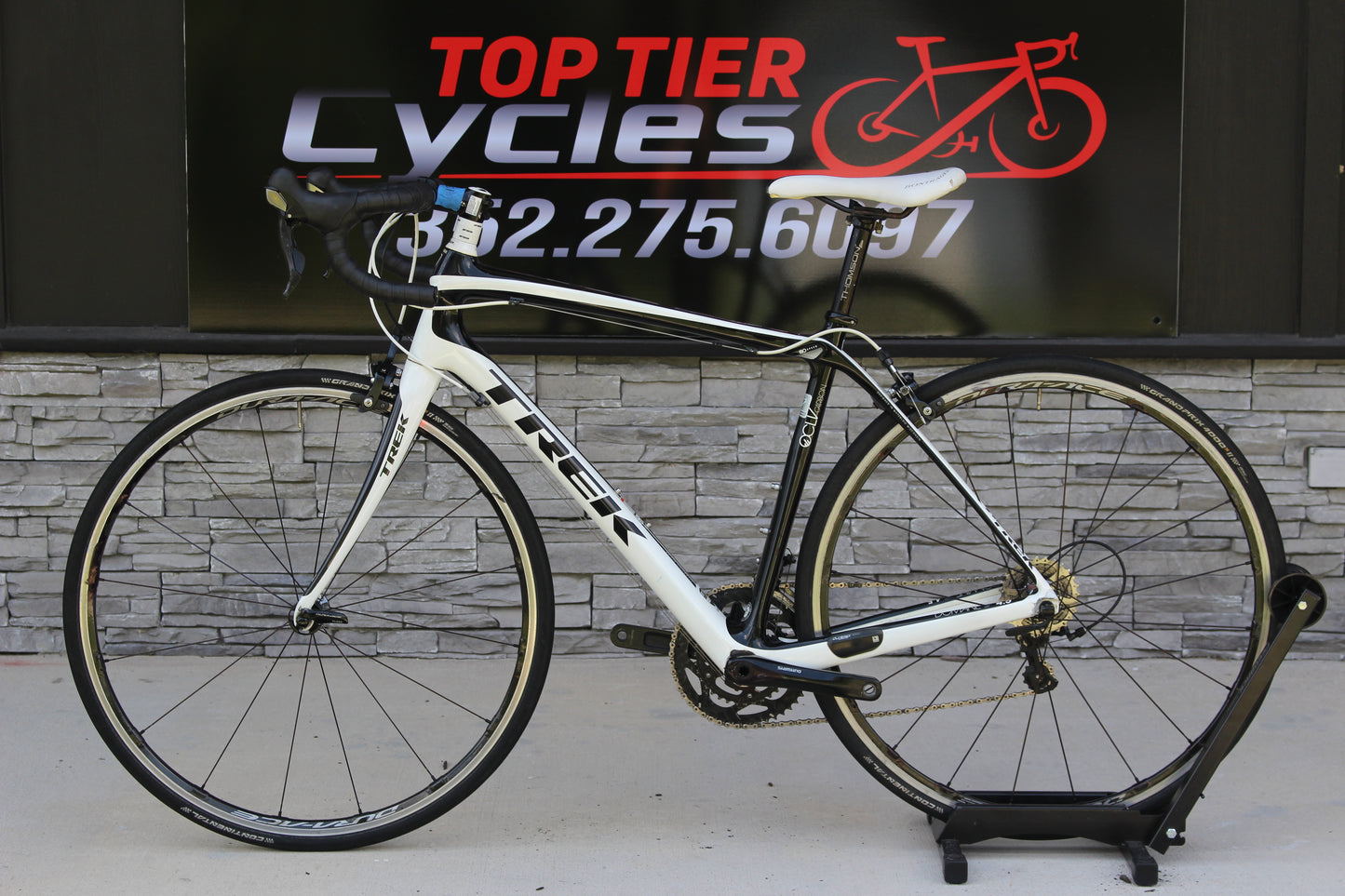 2013 Trek Domane 4.5- Full Carbon/Ultegra- 17lbs