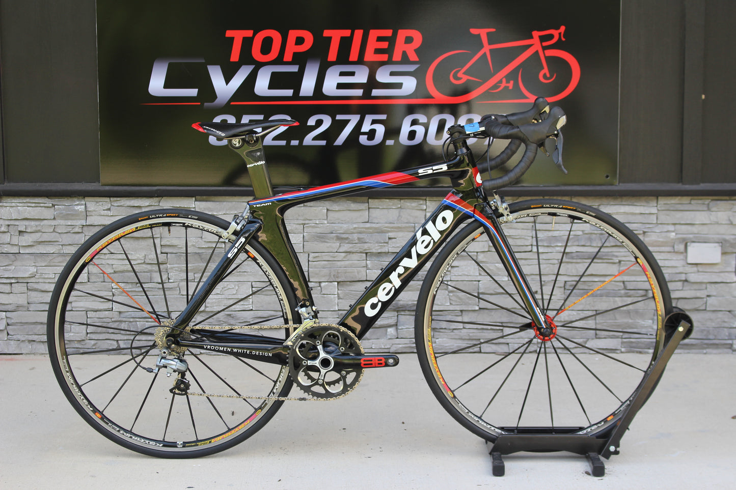 2012 Cervelo S5 Full Carbon- Ultegra- 16lbs!