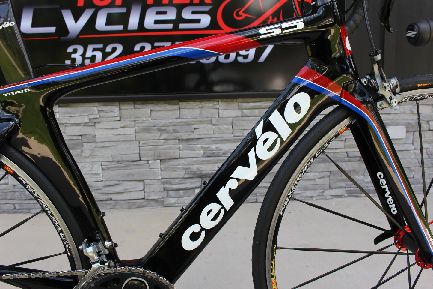 2012 Cervelo S5 Full Carbon- Ultegra- 16lbs!
