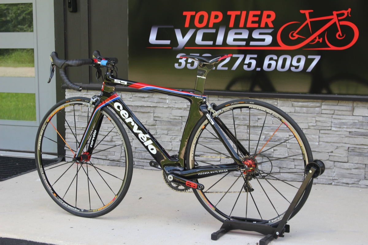 2012 Cervelo S5 Full Carbon- Ultegra- 16lbs!