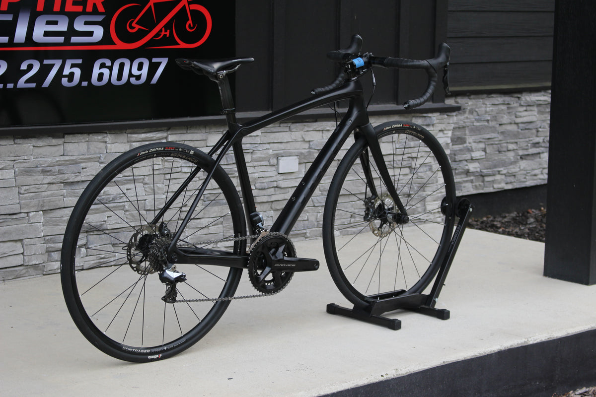 2015 Trek Domane 6.9 Disc- Dura-Ace Di2- 17lbs