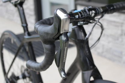 2015 Trek Domane 6.9 Disc- Dura-Ace Di2- 17lbs