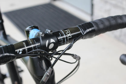 2015 Trek Domane 6.9 Disc- Dura-Ace Di2- 17lbs