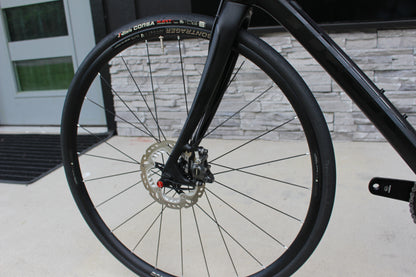 2015 Trek Domane 6.9 Disc- Dura-Ace Di2- 17lbs