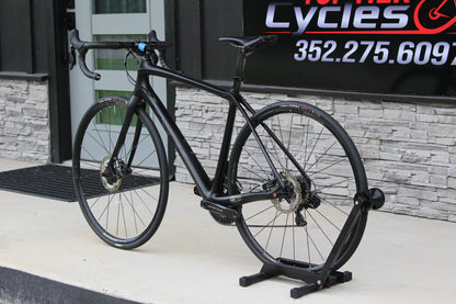 2015 Trek Domane 6.9 Disc- Dura-Ace Di2- 17lbs