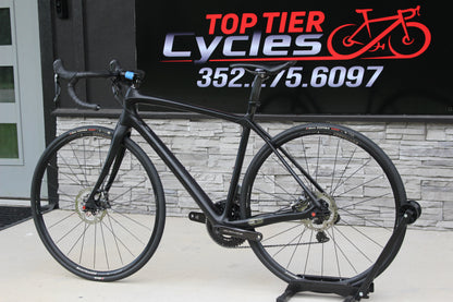 2015 Trek Domane 6.9 Disc- Dura-Ace Di2- 17lbs