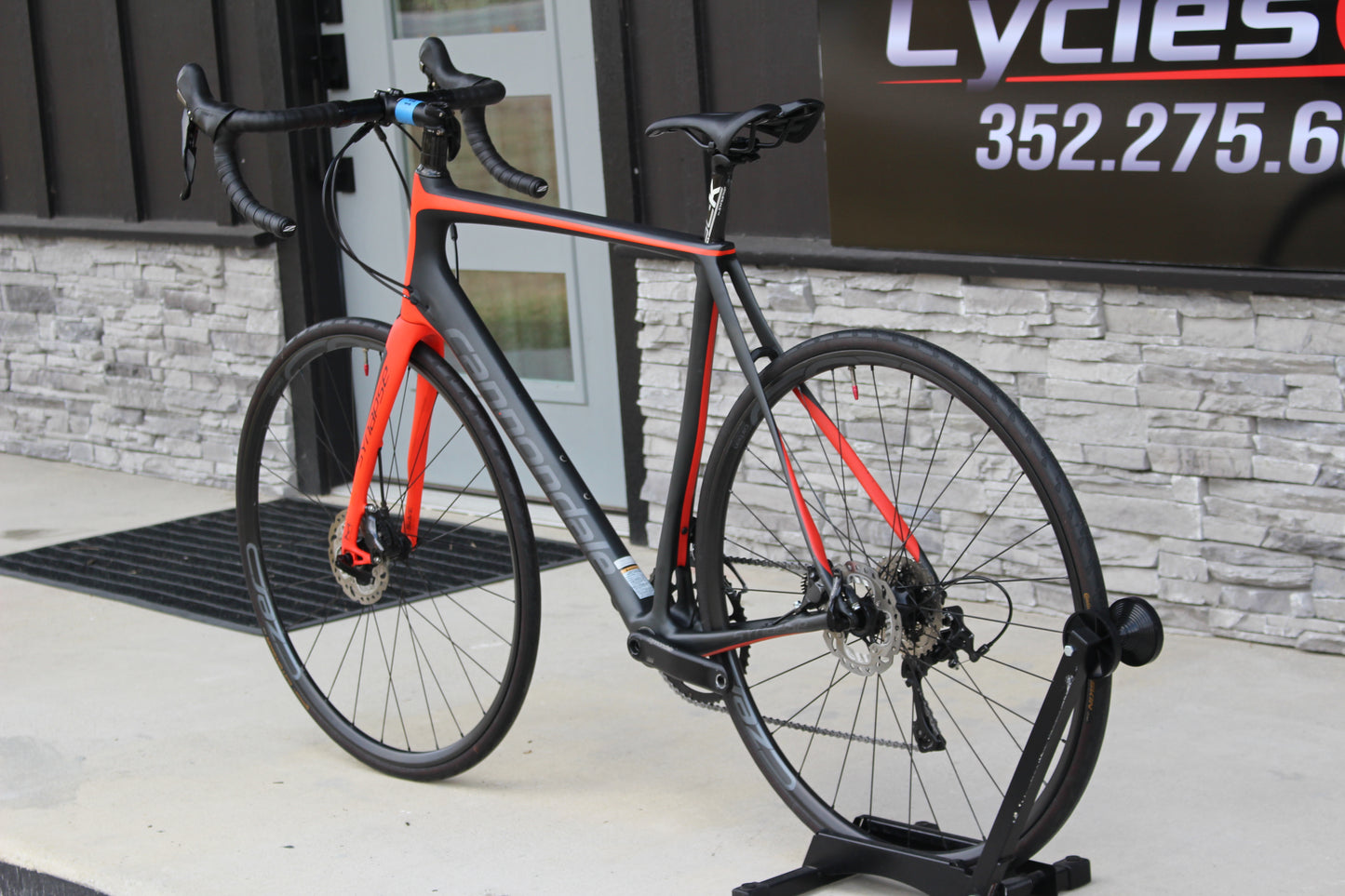2017 Cannondale Synapse Hi-Mod - Disc - 17lb