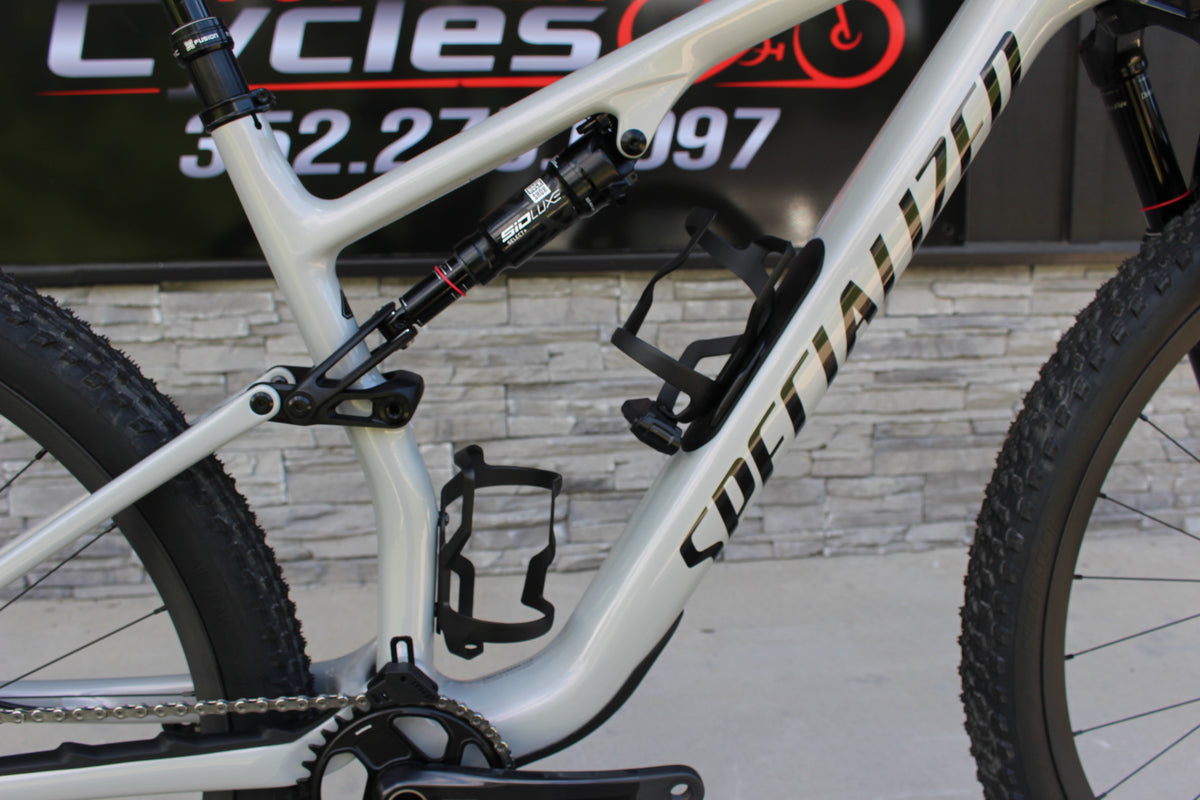 2026 Specialized Epic 8 Expert Di2 - 24lbs- NEW!
