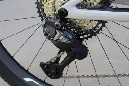 2026 Specialized Epic 8 Expert Di2 - 24lbs- NEW!