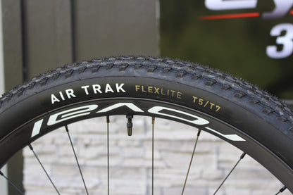 2026 Specialized Epic 8 Expert Di2 - 24lbs- NEW!