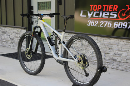 2026 Specialized Epic 8 Expert Di2 - 24lbs- NEW!