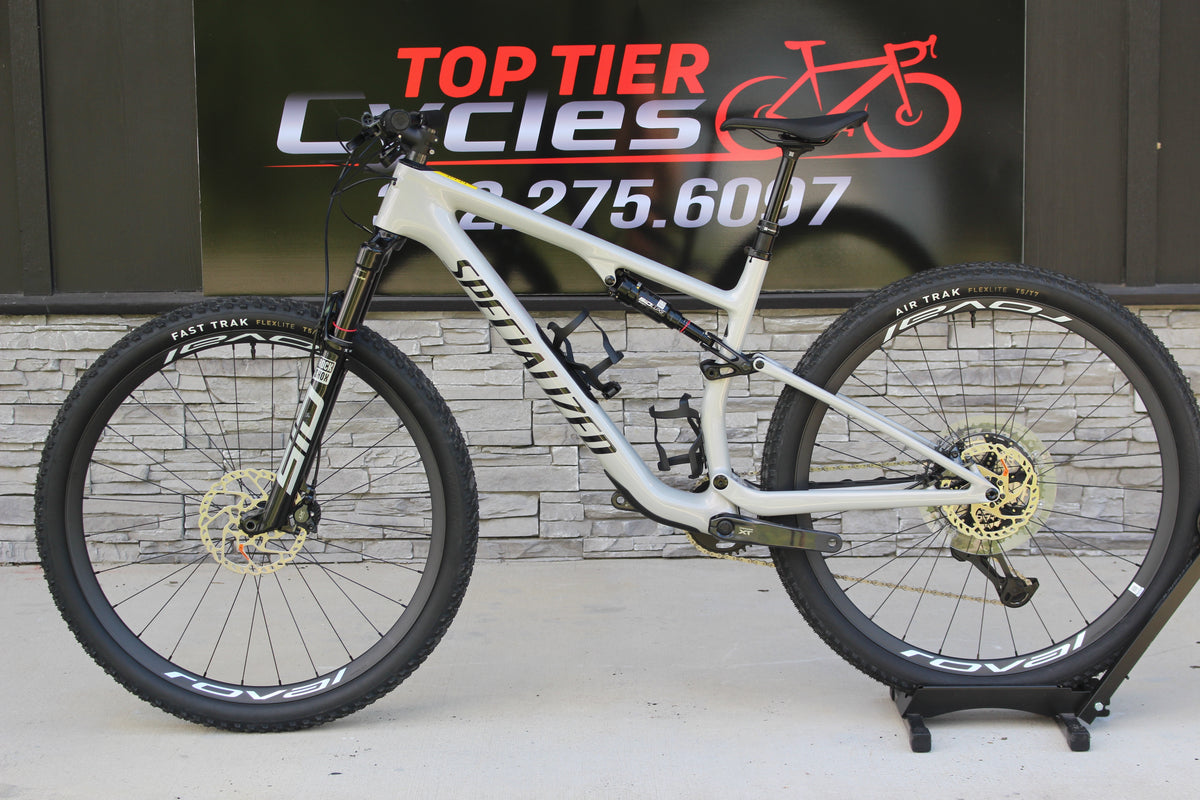 2026 Specialized Epic 8 Expert Di2 - 24lbs- NEW!