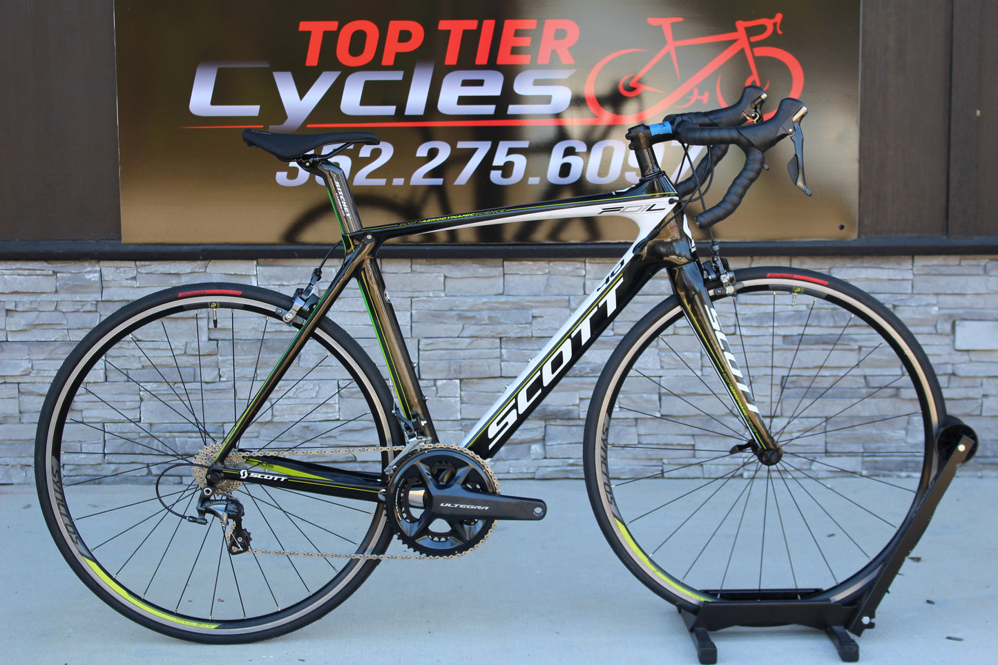 2013 Scott Foil 20- Carbon- Ultegra 22- 17 lbs