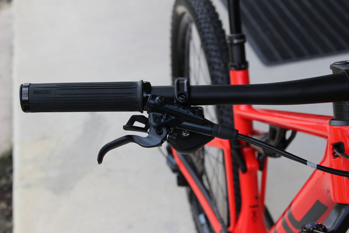 2026 BMC Fourstroke 01 Three- 25lbs- Carbon