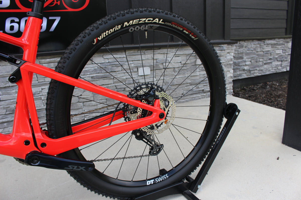 2026 BMC Fourstroke 01 Three- 25lbs- Carbon