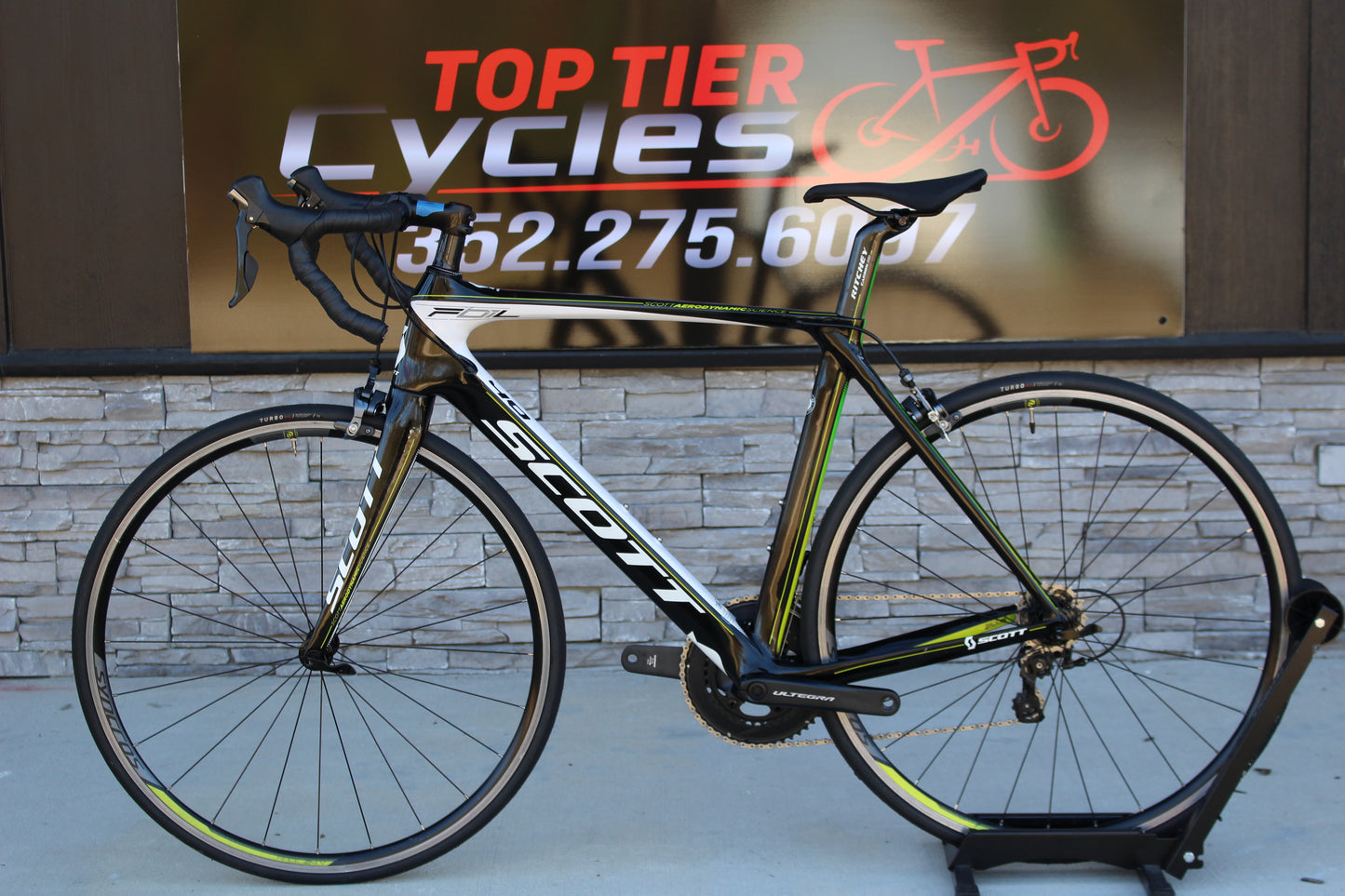 2013 Scott Foil 20- Carbon- Ultegra 22- 17 lbs