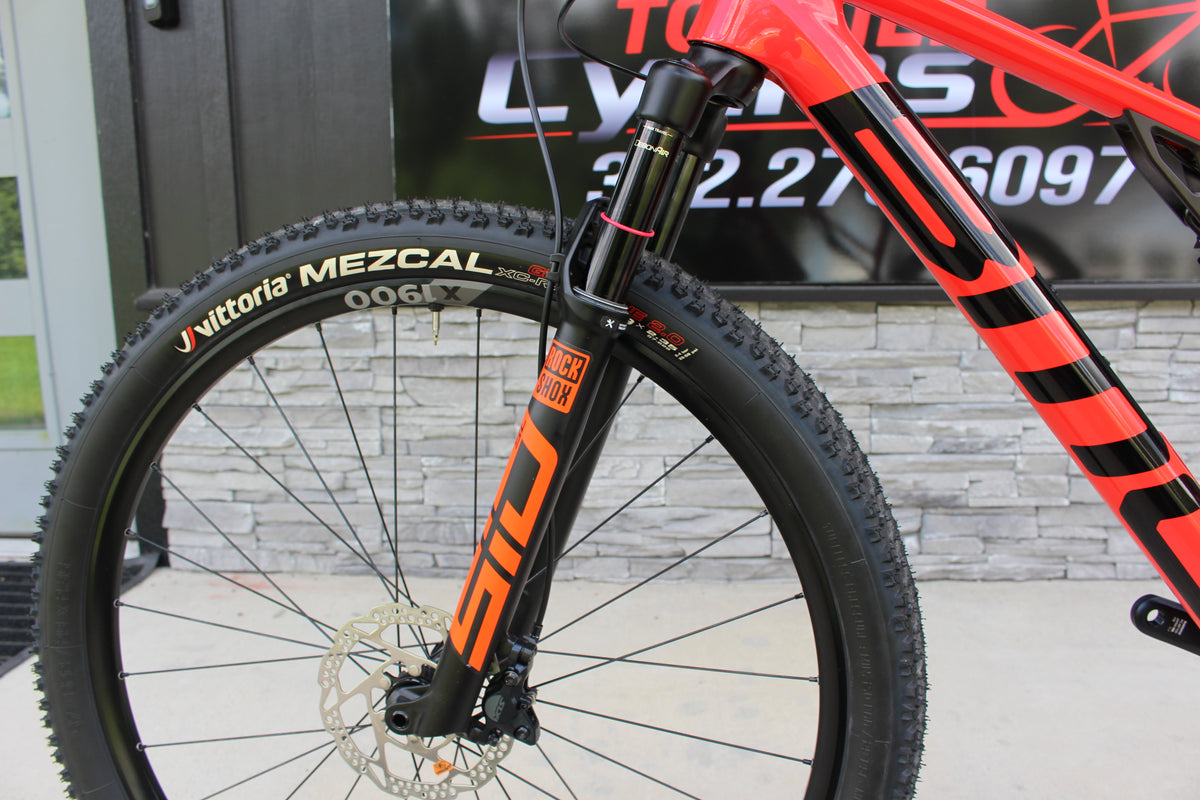 2026 BMC Fourstroke 01 Three- 25lbs- Carbon