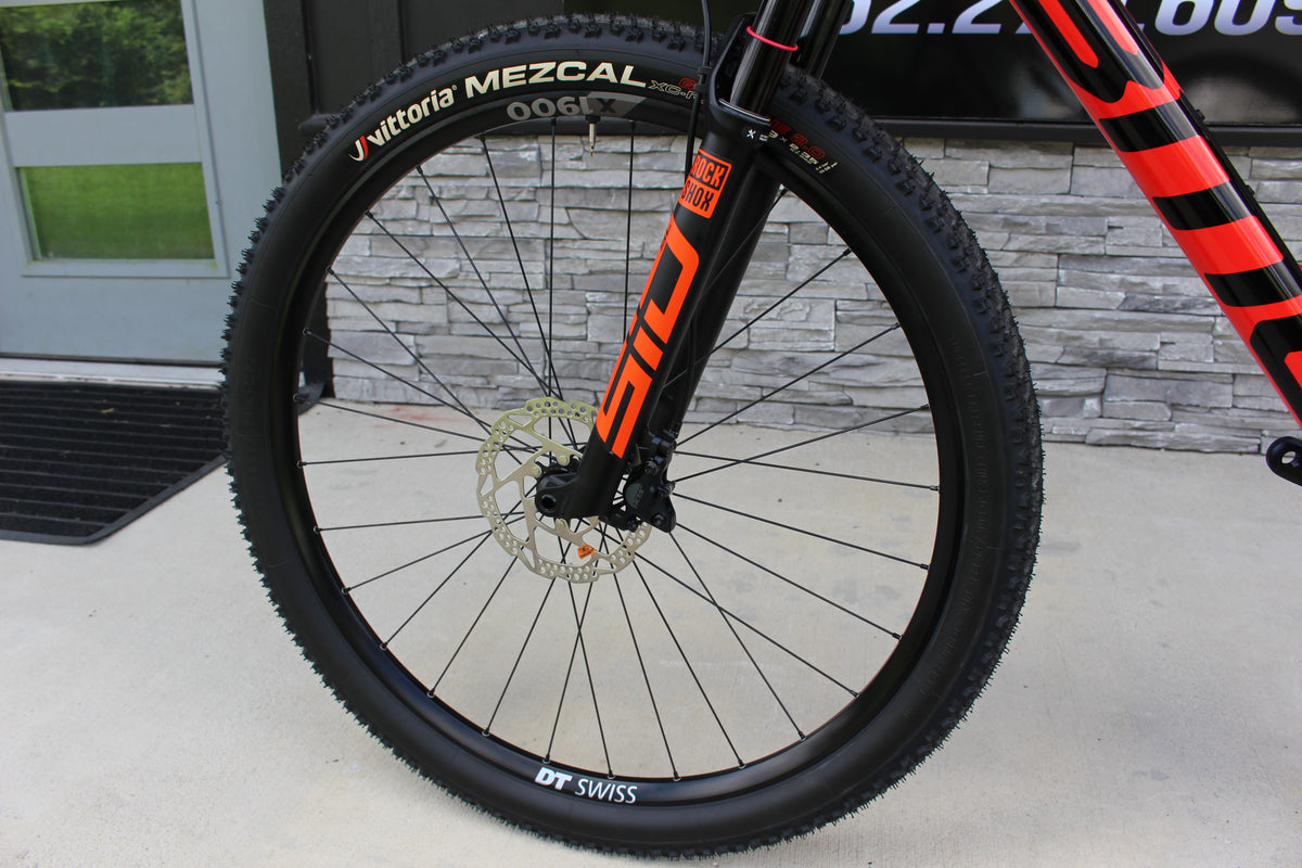 2026 BMC Fourstroke 01 Three- 25lbs- Carbon