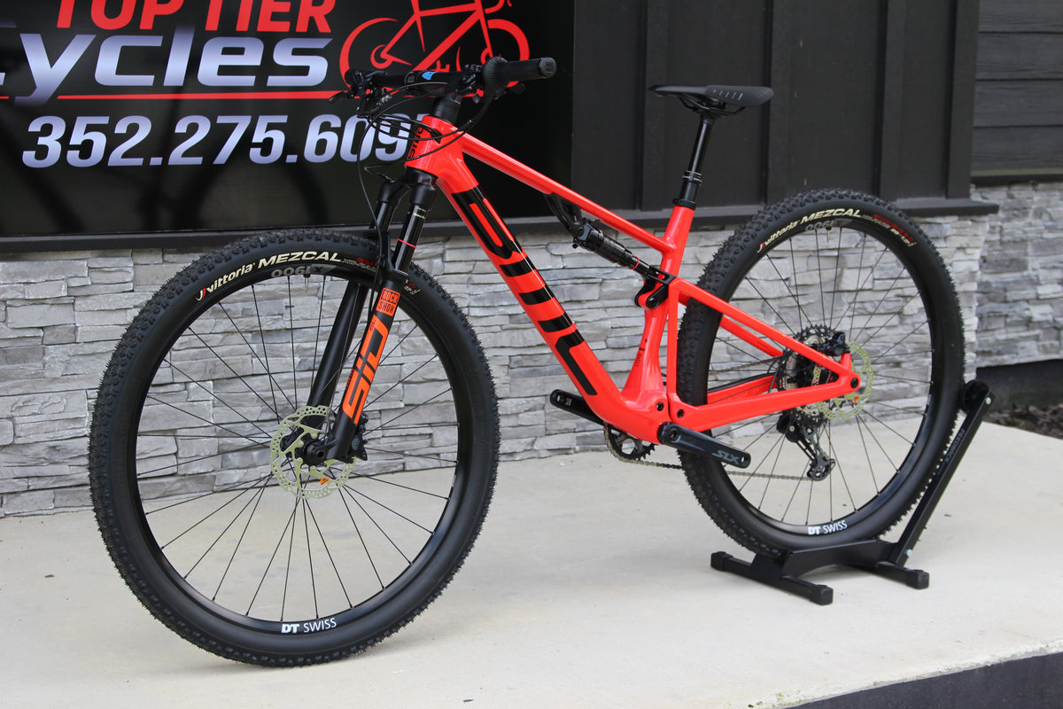 2026 BMC Fourstroke 01 Three- 25lbs- Carbon