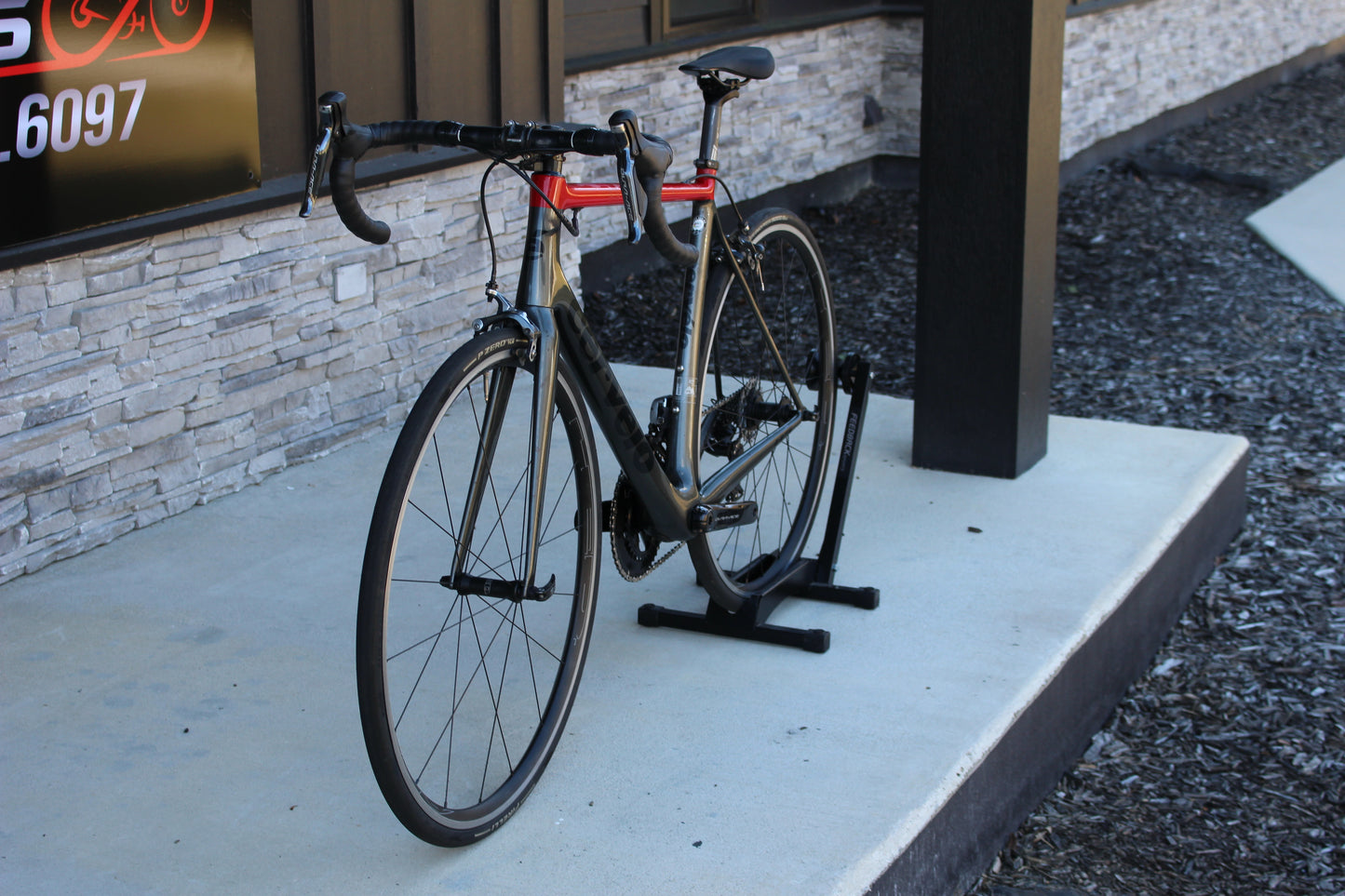 2016 Cervelo R5 with DuraAce Di2! - 15lbs