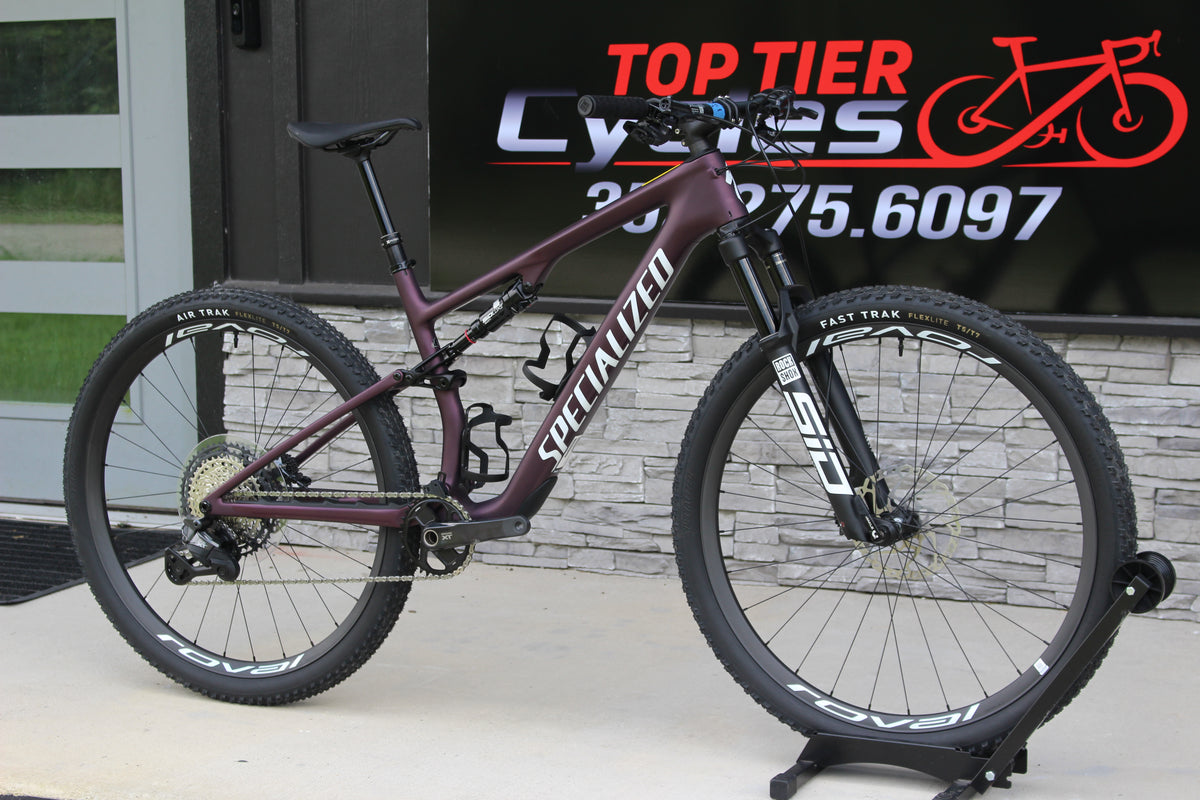 2026 Specialized Epic 8 Expert Di2 - 24lbs- NEW!