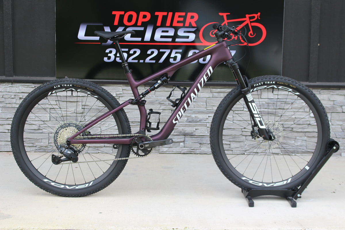 2026 Specialized Epic 8 Expert Di2 - 24lbs- NEW!