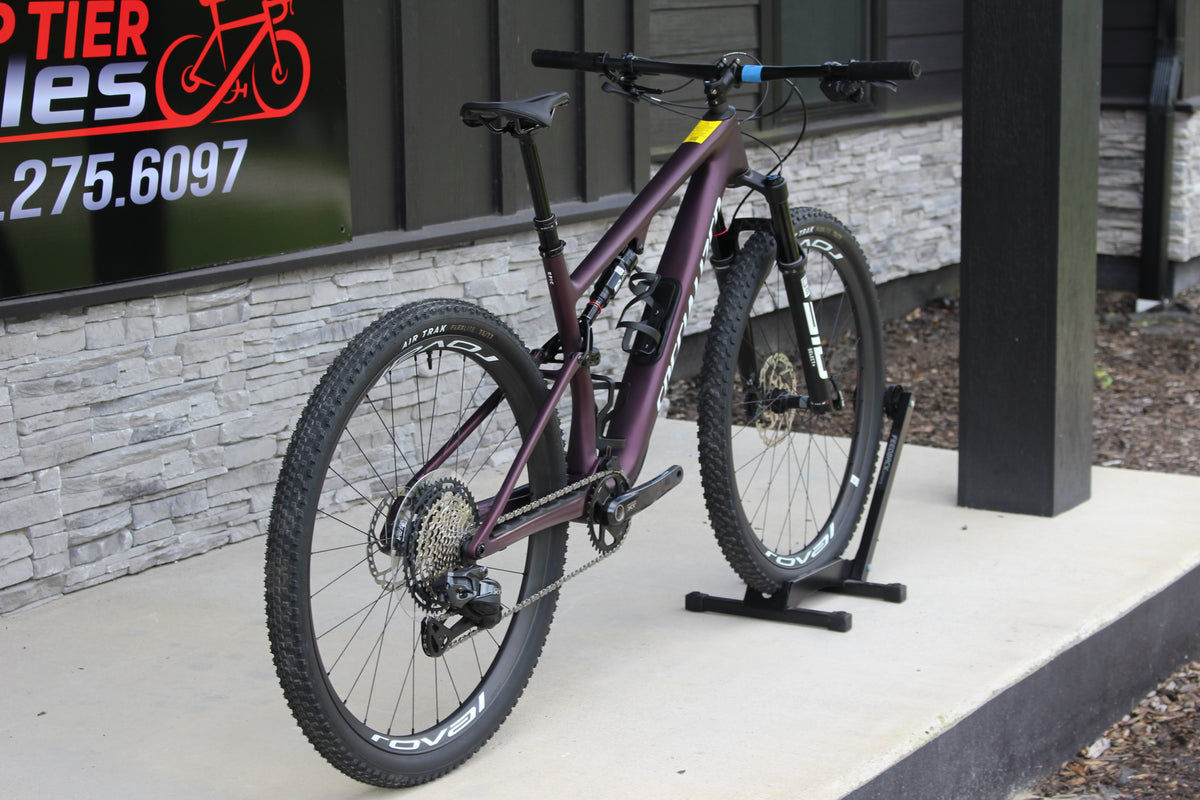 2026 Specialized Epic 8 Expert Di2 - 24lbs- NEW!